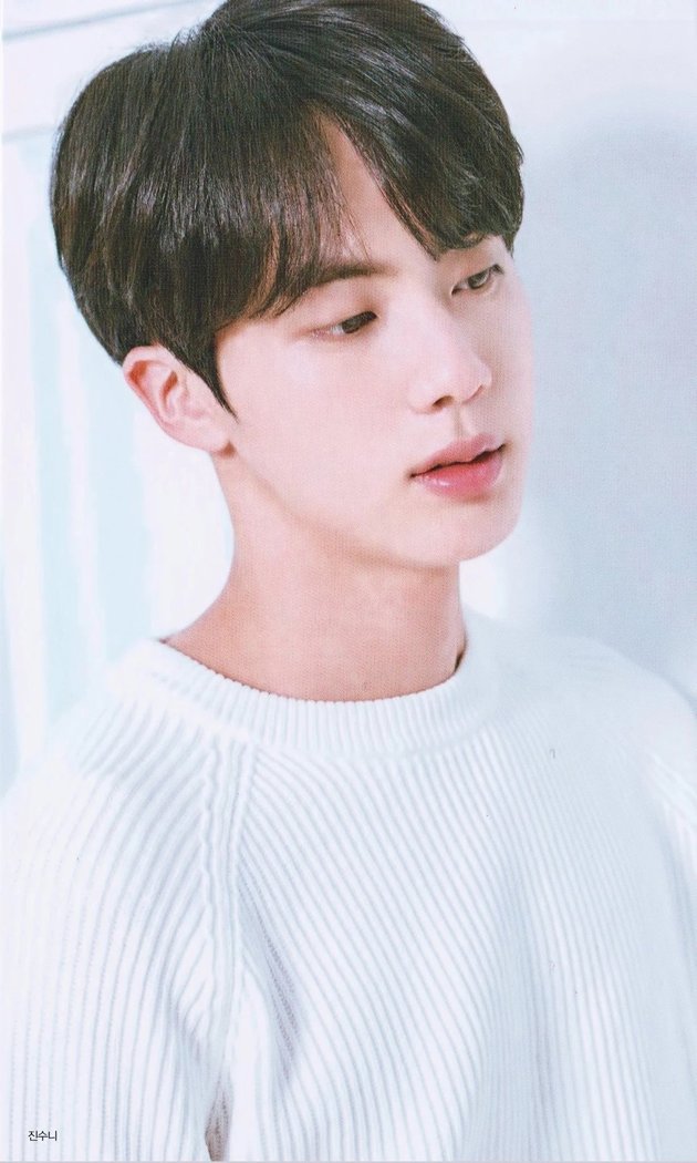 10 Male K-Pop Idols with Pure and Innocent Visuals, From BTS' Jin to EXO's Baekhyun!