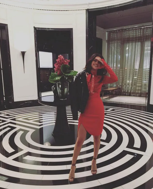 10 Lagu Hits Terbaik Dari Selena Gomez