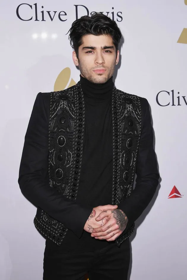 Yang pertama adalah lagu kolaborasi Zayn Malik dan Taylor Swift, I Don't Wanna Live Forever. Pada lagu ini Jack Antonoff membantu Tay Tay untuk menulis lagu yang menjadi soundtrack film FIFTY SHADES OF DARKER.