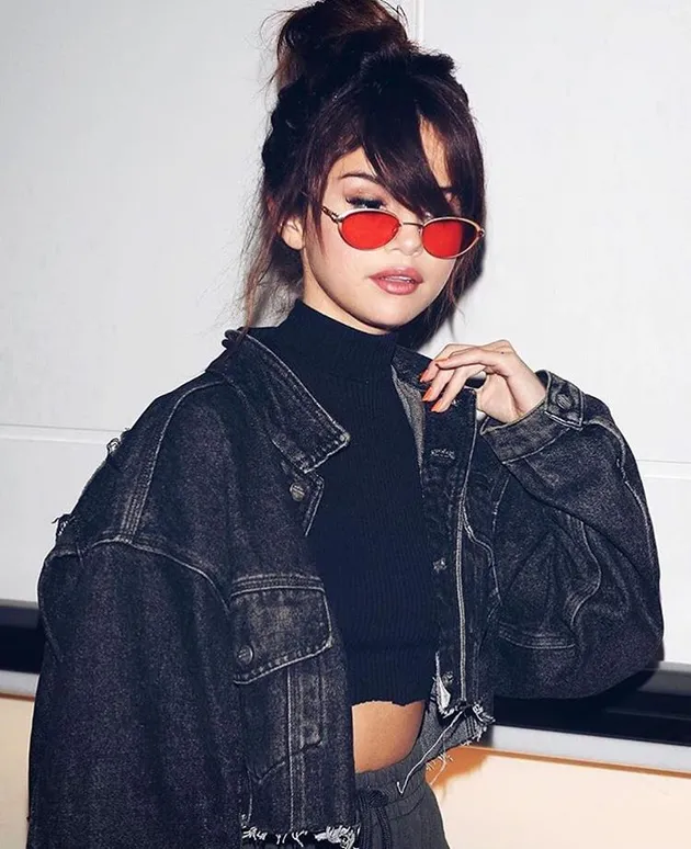 Ingat bagaimana kisah Selena Gomez dan Justin Bieber berakhir? Yap, setelah beberapa kali putus - nyambung, Selena lalu mengungkapkan semua perasaannya pada hit single The Heart Wants What It Wants.