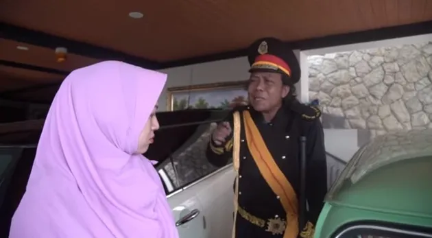 10 Momen Istri Denny Cagur Marah Sampai Mata Berkaca Kaca