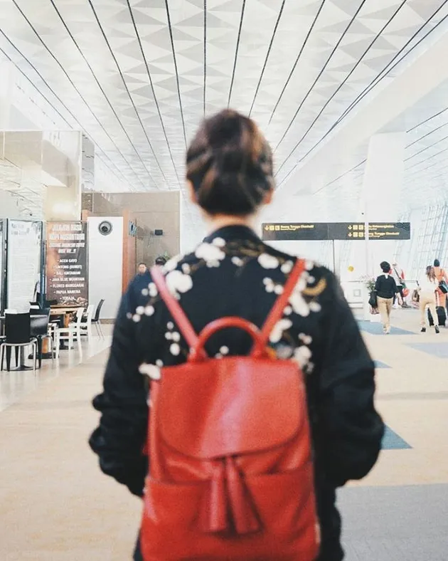 10 Lirik Terbaik Isyana Sarasvati Untuk Caption Instagram