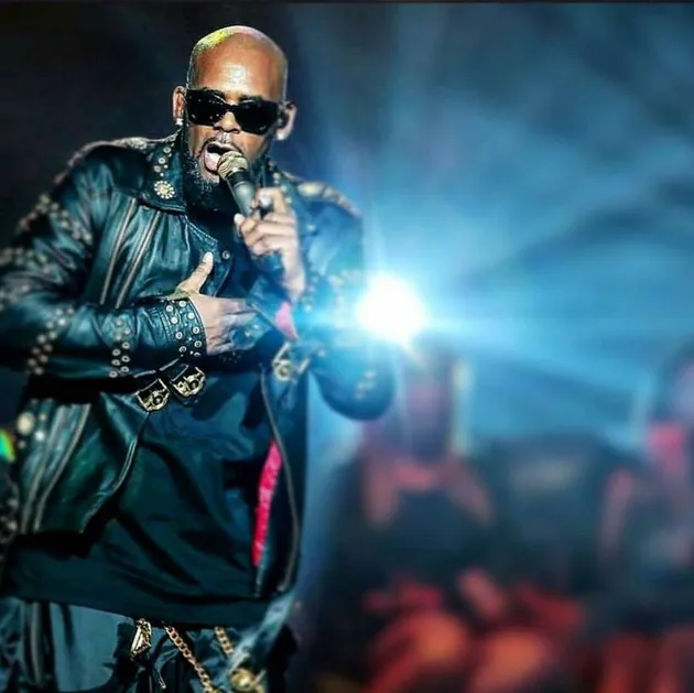 10 Penyanyi Pria Yang Terlupakan