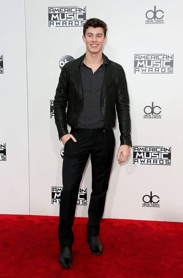 10 Penyanyi Yang Sempat Diidentikkan Dengan Justin Bieber