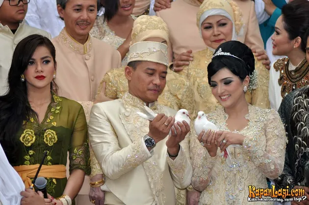 11 Pernikahan Selebriti Indonesia Yang Megah dan Tak Terlupakan