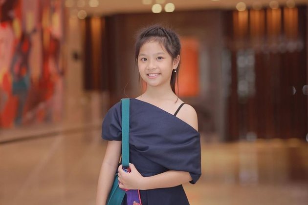 10 Beautiful Charms of Aqila Ramadhani, the Daughter of Imel Putri Cahyati who is Now 9 Years Old