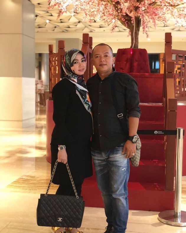 10 Beautiful Charms of Lala Nurlela, Syahrini's Sister-in-Law who Rarely Exposed and is a Single Parent of 4 Children