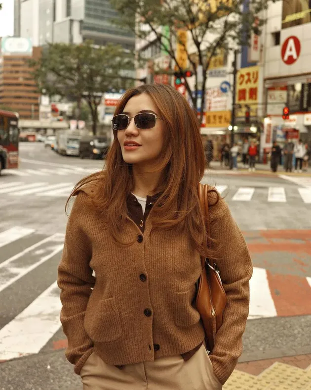 Aaliyah Massaid di Jepang