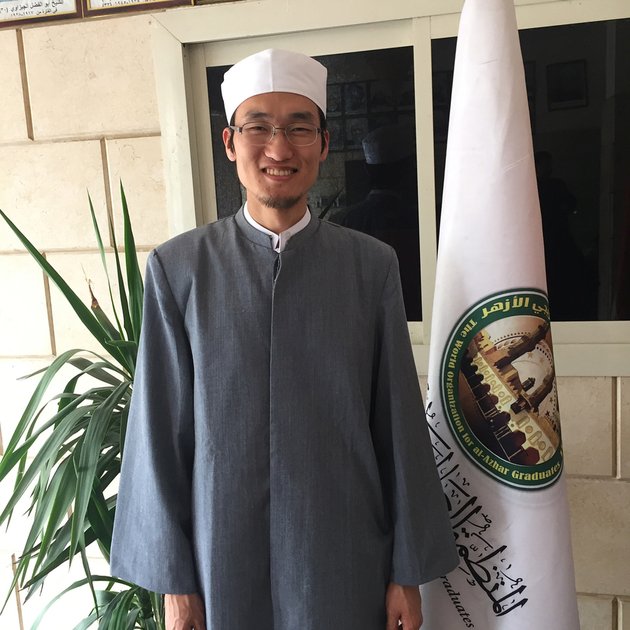 10 Portraits of Abdullah Park Al-Kory, a Korean Imam who Previously Studied Islam in Egypt