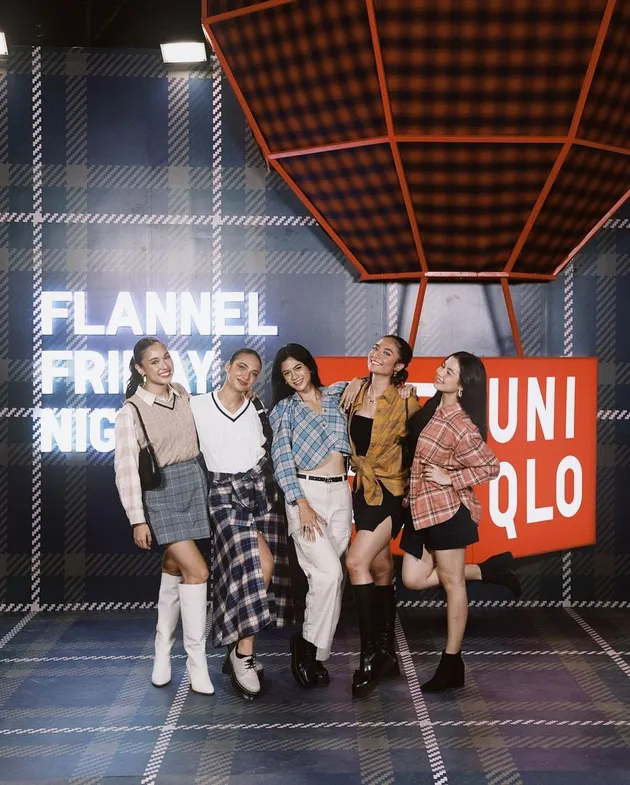 Artis di \&#039;UNIQLO Flannel Friday Night\&#039;