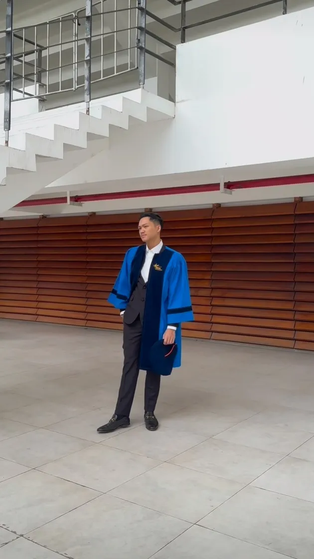Azriel Hermansyah Wisuda