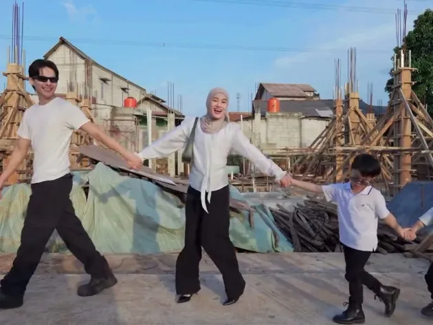 Calon rumah baru Dinda Hauw dan Rey Mbayang