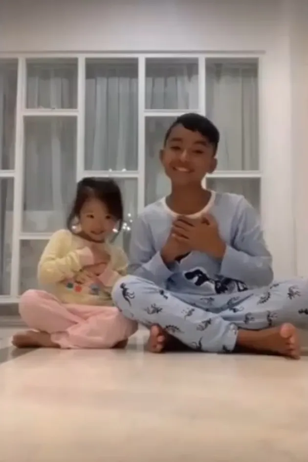 <nil>
