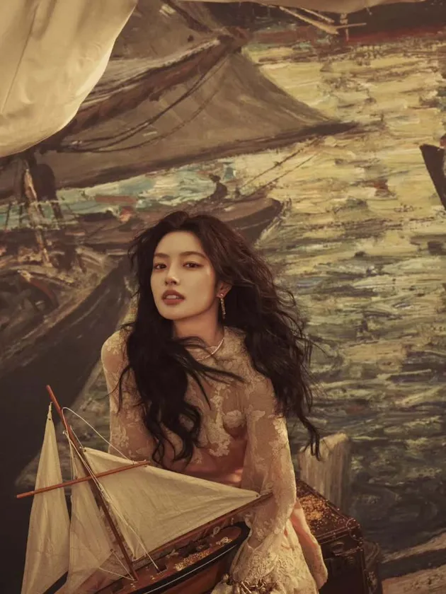 potret cantik xu ruo han terbaru