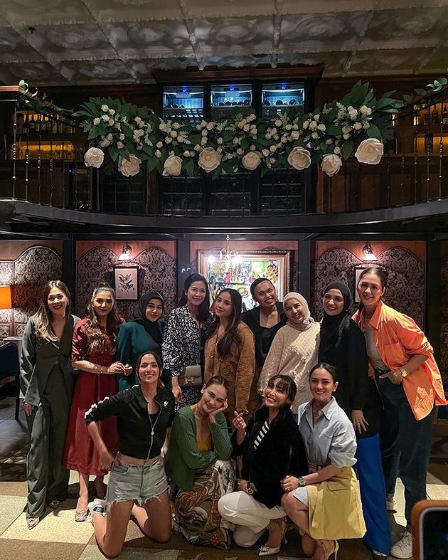 10 Photos of Geng Cendol Gathering and Celebrating Nagita Slavina's Birthday, Nia Ramadhani's Outfit Stands Out - Netizens: Even though She's Super Rich