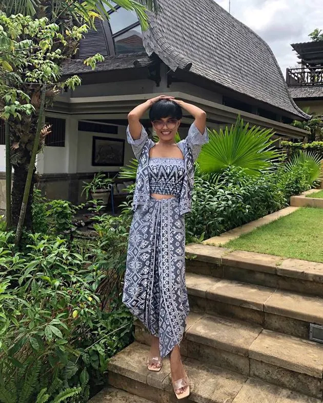 Herdiana, Ibu Cinta Laura
