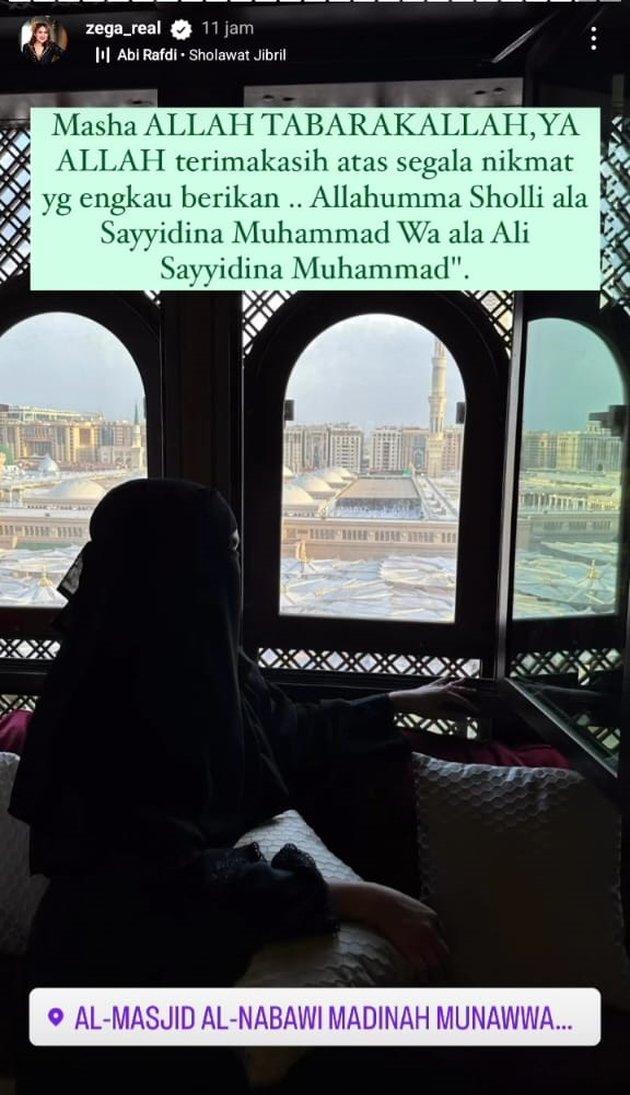 10 Photos of Isa Zega Going on Umrah and Wearing a Veil While Praying at Masjid Nabawi, Netizens Highlight Her Identity - Sympathize with Female Pilgrims There