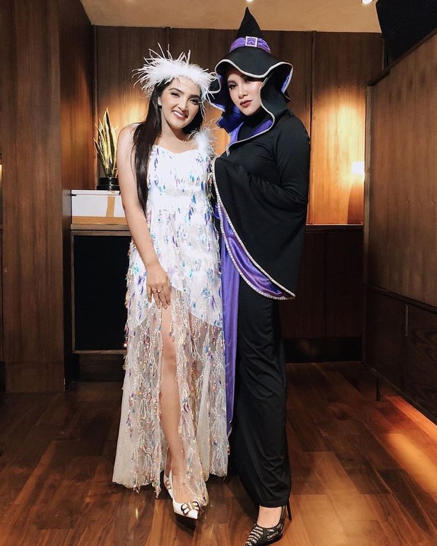 10 Portraits of Ashanty's 35th Birthday Celebration, Dressing Up as a Halloween Party Angel