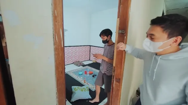  Kosan The Raid Para Komika