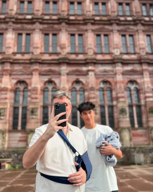 Suami Maudy Koesnaedi Cedera