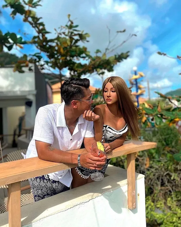 Lucinta Luna Gugat Cerai Suami Bule