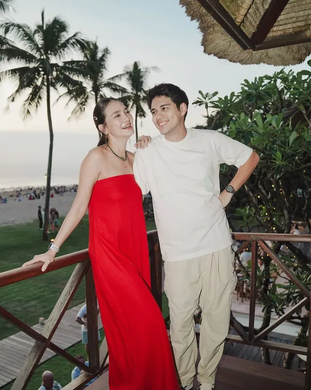 Luna Maya Rayakan Ulang Tahun Maxime Bouttier