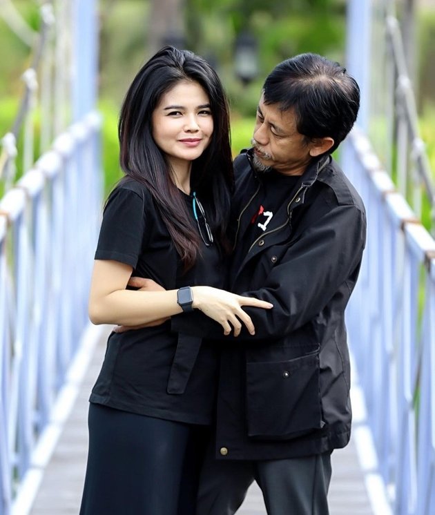 10 Intimate Portraits of Epy Kusnandar and His Beautiful Wife, Rarely Highlighted, Harmonious Despite 25-Year Age Gap