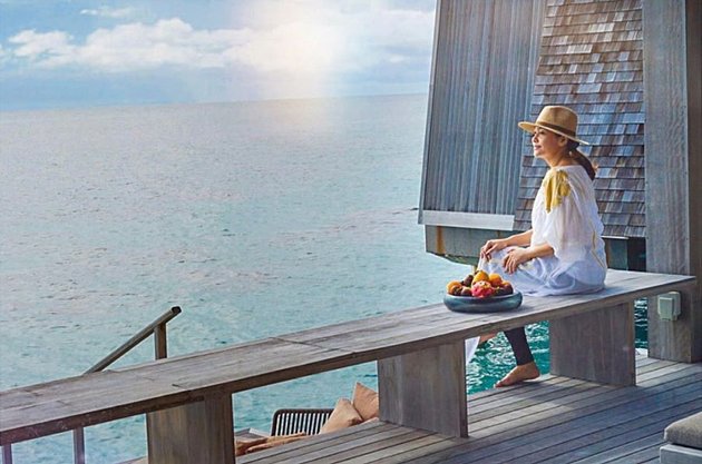 10 Intimate Moments of Maia and Irwan Mussry's Vacation in Maldives, Enjoying Honeymoon Again