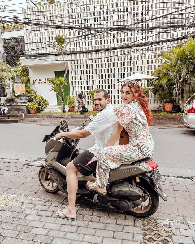 10 Sweet Photos of Tasya Farasya and Her Husband Who Have Been in Love Since Elementary School, Ahmad Assegaf's Love Language is Compared to a Corruptor