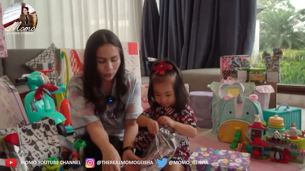 Kado Ulang Tahun Briel Anak Momo Geisha