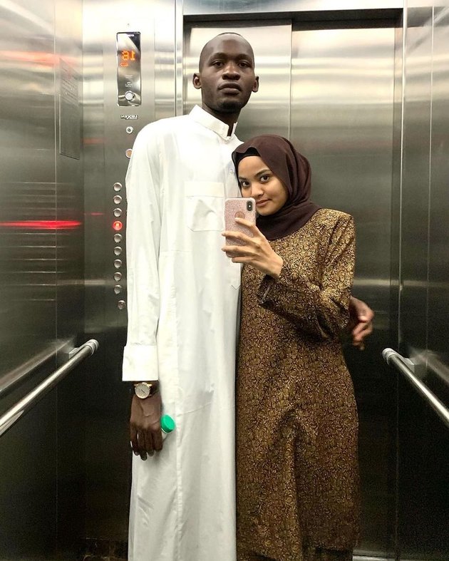 10 Potret Nur Afilah and Adama, Viral Couple from Malaysia Africa - Wife Treated Like a Princess