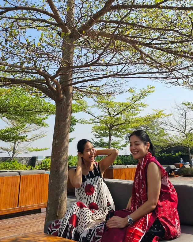 Lulu Tobing Happy Salma Sahabat