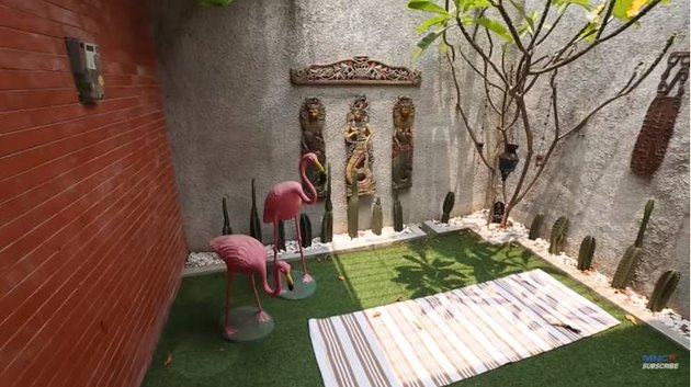 10 Portraits of Dwi Andhika's House, Jakarta Concept with Bali Vibes - Really Believes in Fengshui