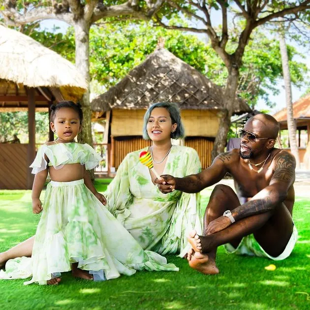 Saint Dominic Gregory, Bayi Kedua Kimmy Jayanti