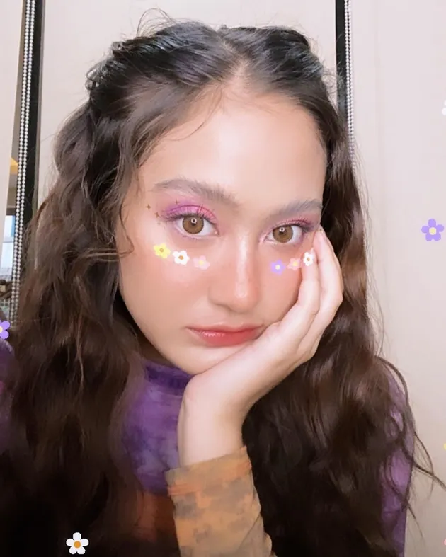 10 Potret Salshabilla Adriani Yang Kini Beranjak Dewasa Makin Cantik Dan Memesona Kapanlagi Com