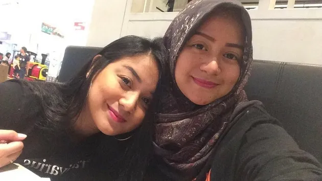 Artis Dangdut Kakak Adik