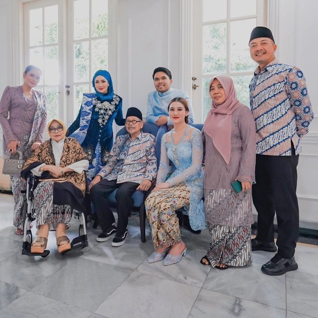 10 Portraits of Celebrities who were Invited Guests at Thariq Halilintar and Aaliyah Massaid's Engagement Event