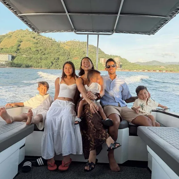 Selebriti yang Tak Pakai Jasa Babysitter