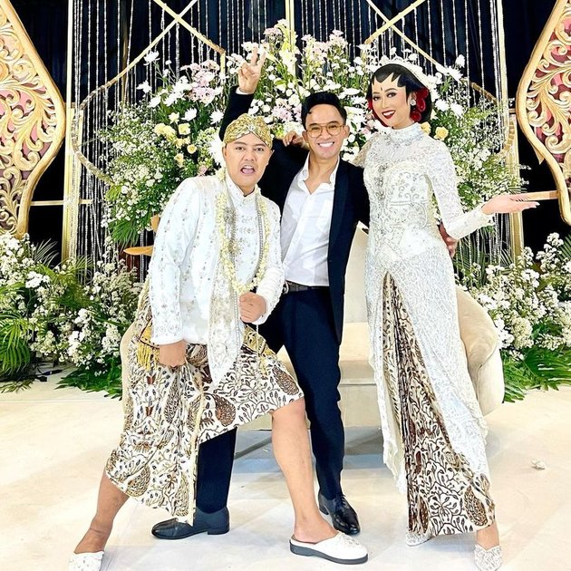 10 Portraits of Celebrities Attending Danang Pradana DA's Wedding, Inul Anggun Wearing High-Slit Kebaya - Rizki DA Attending Alone After Divorce
