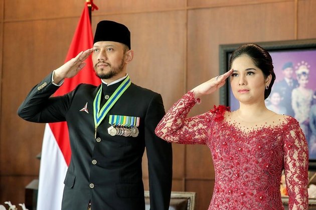 10 Portraits of the Yudhoyono Family Celebrating Independence Day, Sack Race Competition to Eating Kerupuk