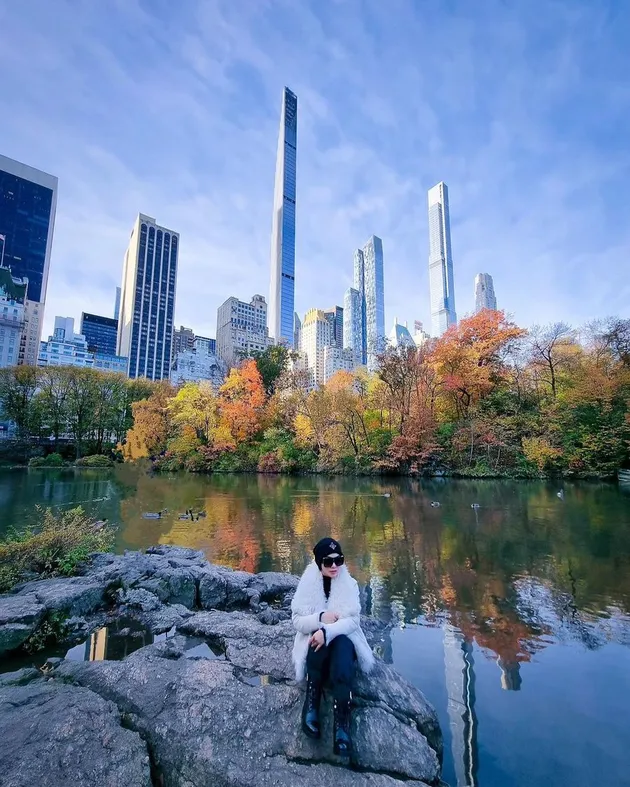 Syahrini New York