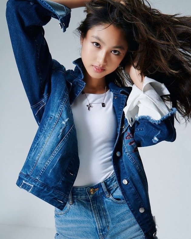 10 Latest Portraits of Ella, Simon Yam's Only Daughter who is Growing Up and Getting Hotter