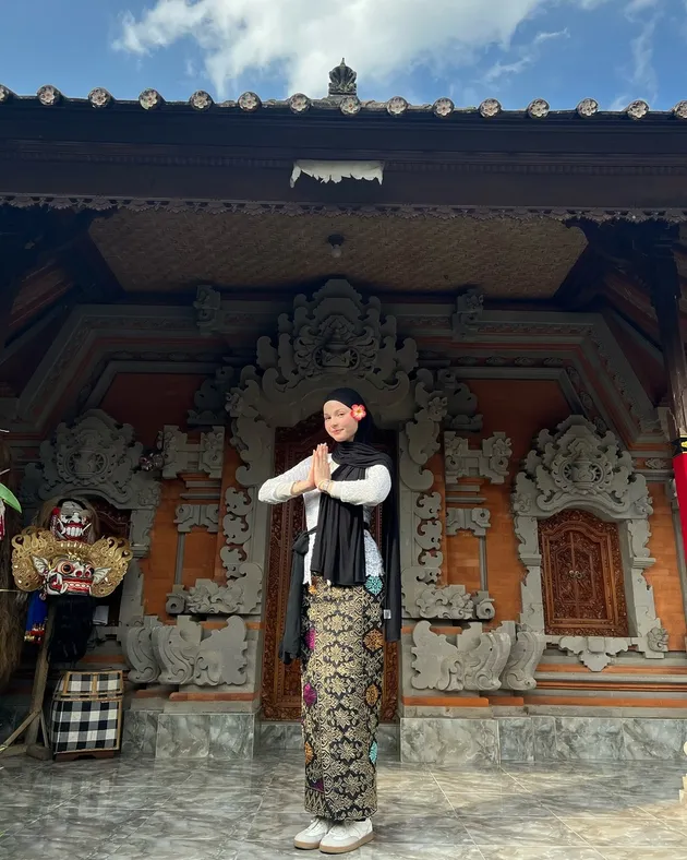 Tugba Kiara jadi gadis Bali