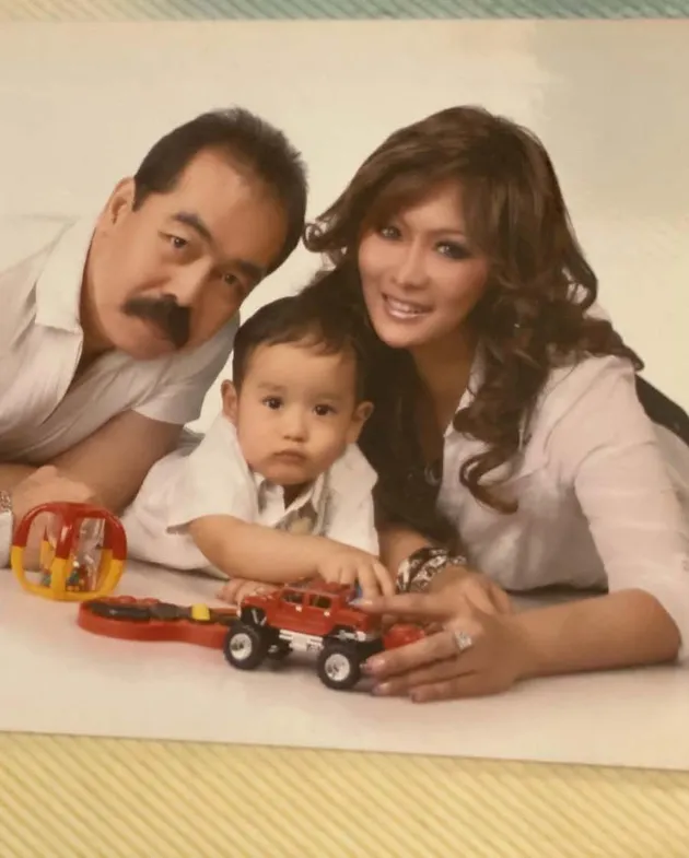 Transformasi Ivan Anak Tunggal Inul Daratista