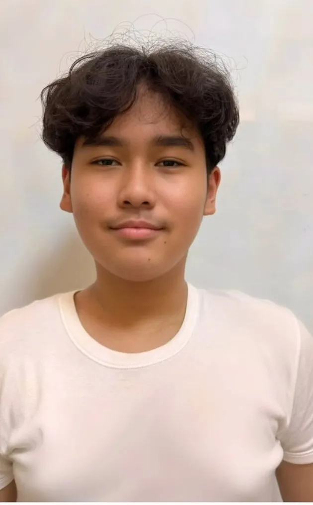 Transformasi Ivan Anak Tunggal Inul Daratista