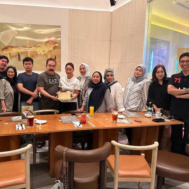 10 Portraits of Adam Suseno's 63rd Birthday, Inul Daratista's Husband Celebrates Simply, Son's Appearance Steals Attention