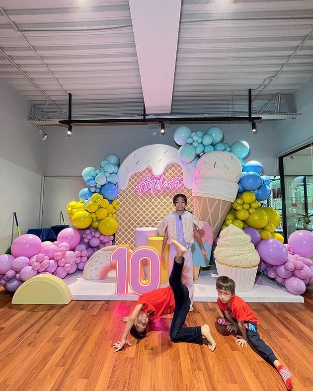 10 Photos of Aqilah, Ayu Dewi's Daughter, Celebrating Her 10th Birthday with an Ice Cream Theme, Emotional Birthday Message from Her Mother - Growing More Beautiful at 10 Years Old
