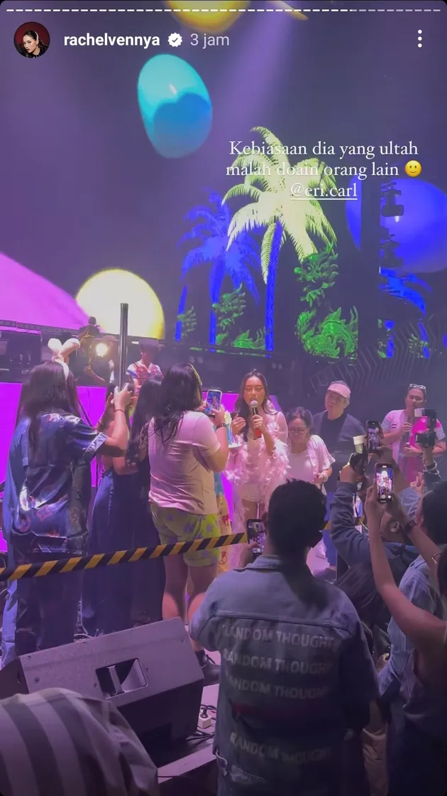 Pesta Ulang Tahun Erika Carlina ke-30