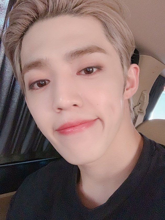 10 Sweet Selfies of S.Coups, the Leader of SEVENTEEN Who Just Made a Comeback from Hiatus, Ready to Make Fans Fall in Love!