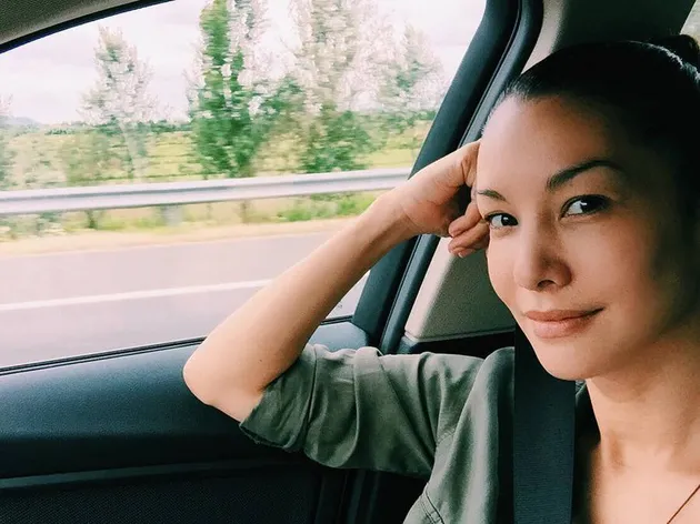 10 TAHUN NIKAH, NADYA HUTAGALUNG-SUAMI KELILING EROPA NAIK MOBIL